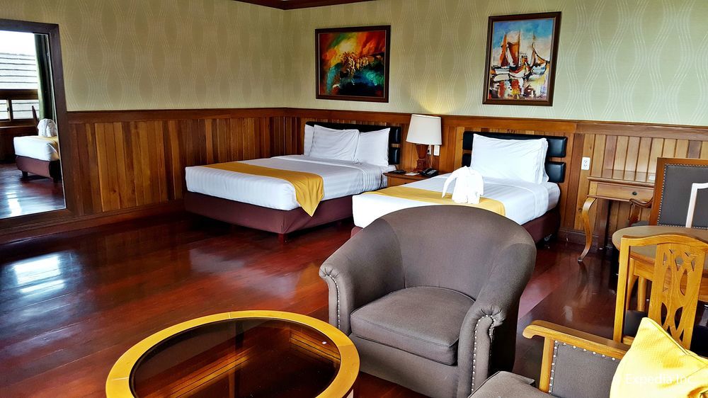 Alta D' Tagaytay Hotel Tagaytay City Exterior photo