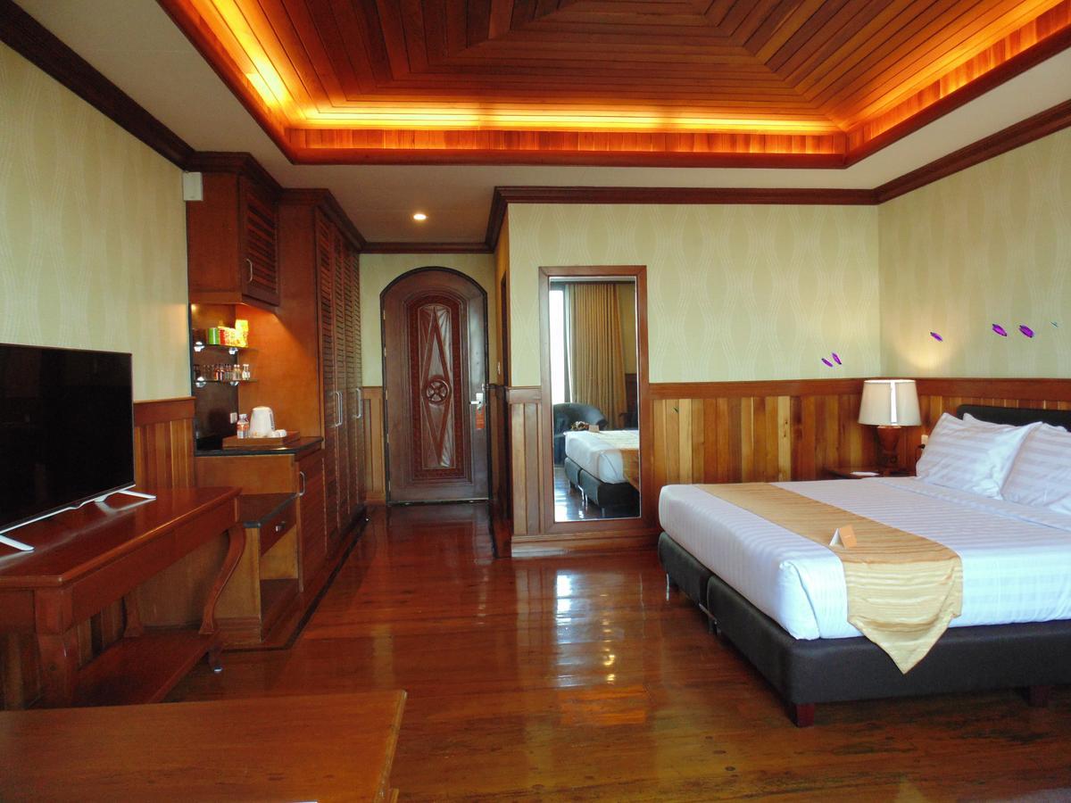 Alta D' Tagaytay Hotel Tagaytay City Exterior photo