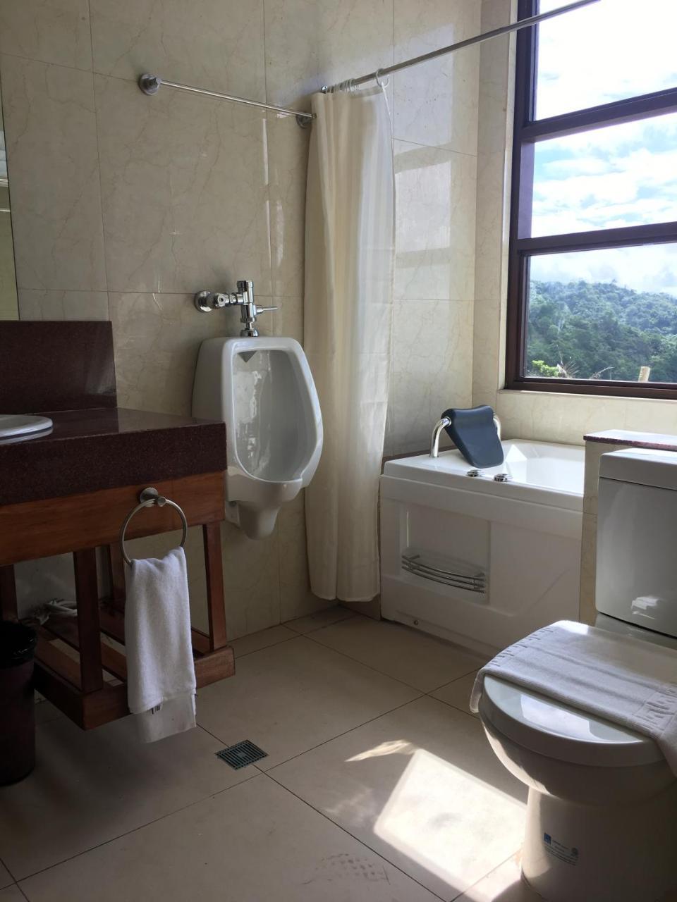 Alta D' Tagaytay Hotel Tagaytay City Exterior photo